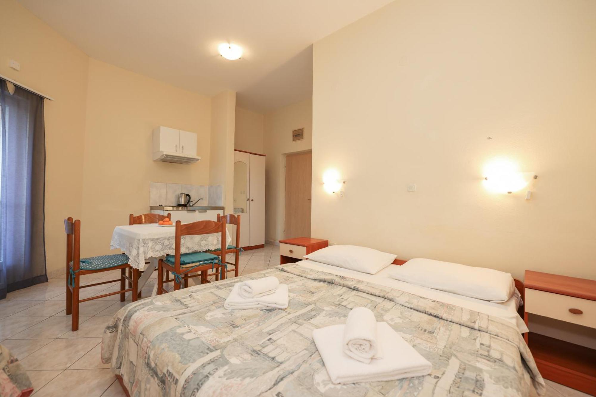 Beachfront Apartments Jermen Sukošan Exterior foto